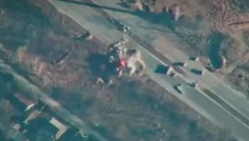 OBJAVLJEN NOVI SNIMAK: Ruska avijacija uništila uporište ukrajinske vojske (VIDEO)