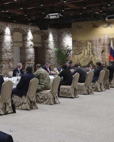 РУСКИ ДИПЛОМАТА ОТКРИО ЗАШТО СУ ПРОПАЛИ ПРЕГОВОРИ: Лопта је на украјинској страни