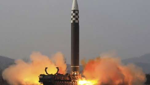 PJONG JANG IMA ORUŽJE KOJE VAŠINGTON NEMA: Severna Koreja tvrdi da je uspešno lansirala hipersoničnu raketu na čvrsto gorivo