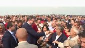 MIR, STABILNOST, TREĆI APRIL: Vučić objavio novi spot i poslao snažnu poruku (VIDEO)