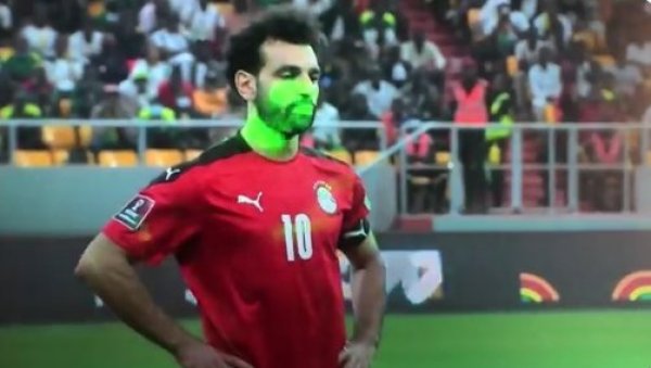 САЛАХ КАО У ДИСКОТЕЦИ: Египћани бесни, ово фудбал не памти (ВИДЕО)
