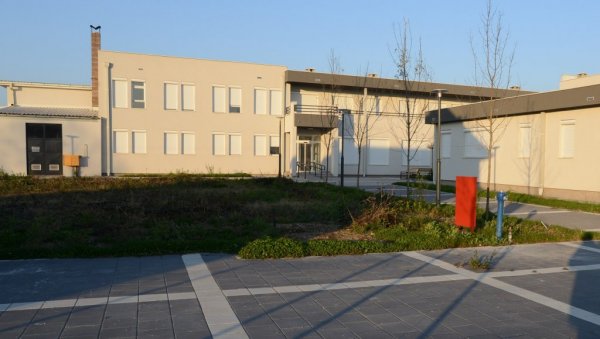 И СЕЛИДБА ПО ФАЗАМА: Нова зграда Завода за јавно здравље у Краљеву добила употребну дозволу