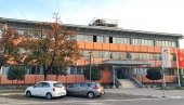 REFORMA SPREČAVA ODLIV LEKARA  Privatni sektor ozbiljno preti javnom zdravstavenom sistemu u Crnoj Gori