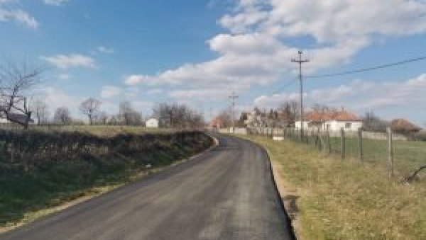 СОПОТ УРЕЂУЈЕ САОБРАЋАЈНИЦЕ: Реконструисана улица Властимира Весића