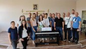 LJUBAV PREMA MUZICI NE ZNA ZA KILOMETRE: Srednja muzička škola Stevan Mokranjac u Lapljem selu na KiM, decenijama je rasadnik mladih talenata