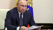 ИЗА ЗАТВОРЕНИХ ВРАТА: Путин држи састанак са Шојгуом и Герасимовим