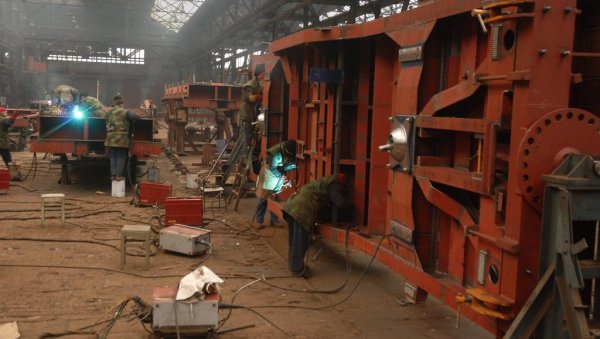 ОД ГИГАНТА НИ МРВИЦЕ: Преостали делови Краљевачке фабрике вагона у стечају продати за 498 милиона динара