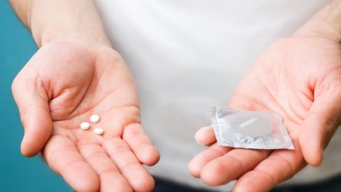UTIČE NA VITAMIN A: Pulilu za kontracepciju dobiće i muškarci
