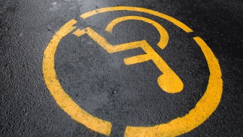 ВИШЕ ЗАХТЕВА, МАЊЕ ПРОСТОРА: Престоници недостају и паркинг- места за аутомобиле особа са инвалидитетом