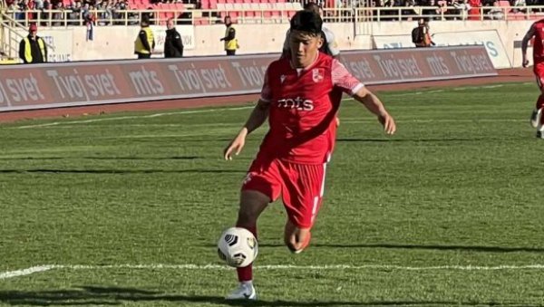 РАДНИЧКИ ГЛЕДА КА ЕВРОПИ: Јапанац пресудио Војводини на Чаиру