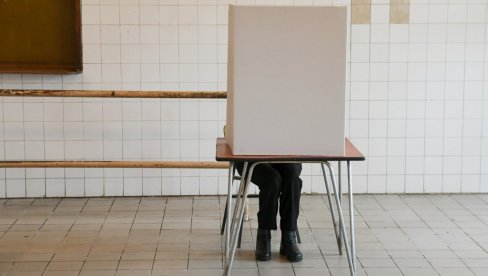 ОТВОРЕНА БИРАЧКА МЕСТА: У Хрватској се данас одржавају мањински избори