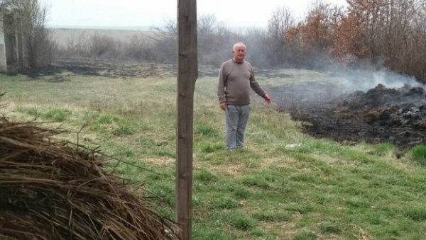 НА ДЕДОВИНИ СЕ НИКОГА НЕ БОЈИМ: Петко Милетић (56), једини српски повратник у селу Опрашке у Метохији, верује у опстанак у родном крају