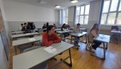 PROBA DRŽAVNE MATURE: Učenici polažu test iz srpskog jezika (VIDEO)