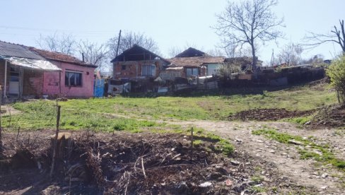 LEGALIZACIJA MAHALA: Romi na jugu Srbije dobijaju podršku za ozakonjenje kuća