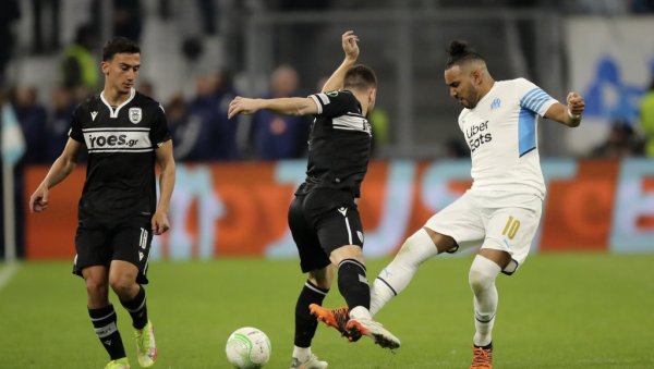 ЧУДЕСАН ГОЛ ОБЕЛЕЖИО ЛИГУ КОНФЕРЕНЦИЈА: Мурињо опет доживео фудбалски шамар, а Пајет распаметио Европу