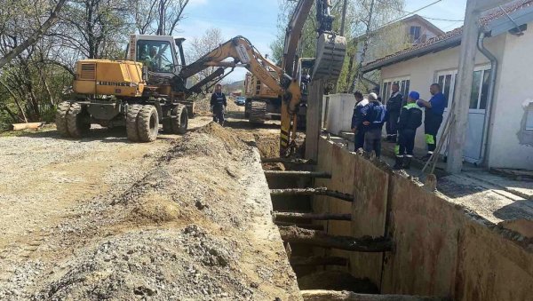НАСТАВАК ПРОЈЕКТА ЧИСТА СРБИЈА: После 50 година реконструишу канализациону мрежу у делу Новог Сада