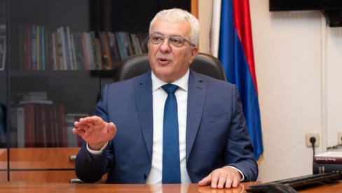 MANDIĆ O POLITIČKOM HAOSU CRNE GORE: Srpski narod dominantno zaslužan za demokratske promene, a njegovi predstavnici ne mogu u Vladu