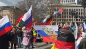 ДЕМОНСТРАЦИЈЕ У НЕМАЧКОЈ: Скупови подршке и Русији и Украјини (ФОТО/ВИДЕО)