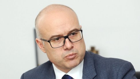 NISU ME UBEDILI DA ĆE DAČIĆ DA BUDE PREMIJER: Miloš Vučević, potpredsednik SNS za Novosti