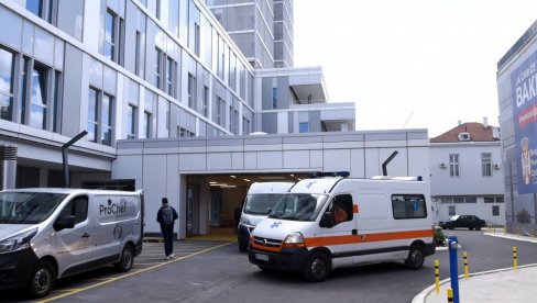 ODBIJA SARADNJU SA POLICIJOM: Muškarac sa ranom na grudima došao u bolnicu u Beogradu