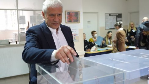 TADIĆEVI JURE 1.500 GLASOVA: Beograđani će se u subotu 16.  aprila ponovo izjašnjavati na četiri biračka mesta
