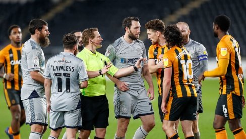 БИЋЕ ГОЛОВА НА ИТОН ПАРКУ: Пивари су у форми, али и железничари знају да га завуку