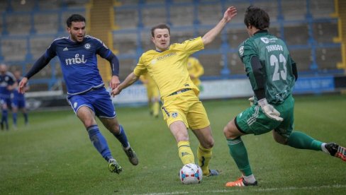 ЛЕТЕЋЕ ПЕРЈЕ У ВУСТЕРШИРУ: Домаћин је везао четири утакмице без првенственог пораза, гост није изгубио 18 на страни