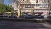 ПРЕТИ МУ ДО 15 ГОДИНА РОБИЈЕ: Убадање испред новосадске коцкарнице - у бекству четврти осумњичени за покушај убиства