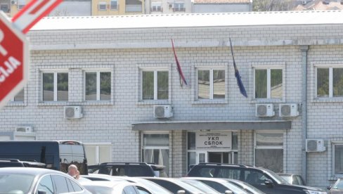 JAKE POLICIJSKE SNAGE ISPRED UKP: Žandarmerija ispred zgrade SBPOK-a, očekuje se dolazak Šarića? (FOTO/VIDEO)