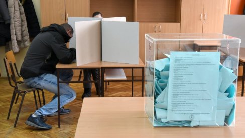 POPRAVNI NA TRI LISTIĆA: Danas se ponavlja glasanje za predsednika, parlament i Skupštinu Beograda