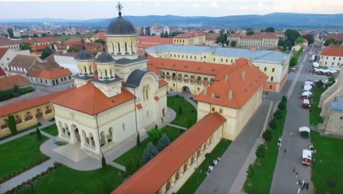 STARI SU DVA VEKA: Otkriveni zdini ukrasi i spisi tokom obnove palate u Rumuniji