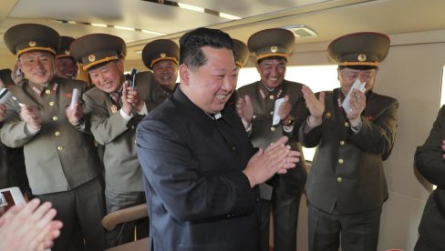 VOJNA MOĆ: Kim DŽong Un obećao ubrzani razvoj nuklearnog oružja