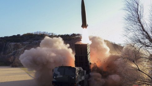 ПОЛИЦИЈА УПОЗОРАВА БРОДОВЕ ДА СЕ НЕ ПРИБЛИЖАВАЈУ: Јапан тврди да је Северна Кореја лансирала нешто за шта се верује да је балистичка ракета