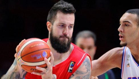 РАДУЉИЦА ИМА НОВИ КЛУБ: Грчка екипа представила доскорашњег кошаркаша Црвене звезде