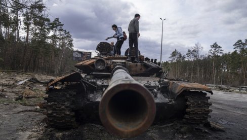 KIJEVU SU POTREBNI MUČENICI A NE ŽIVI LJUDI: Ruski general o odbijanju evakuacije civila iz fabrike Azot u Severodonjecku