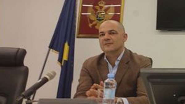 БОЖОВИЋ ВОДИ ДЕМОКРАТСКИ ФРОНТ: На предстојећим локалним изборима у Будви