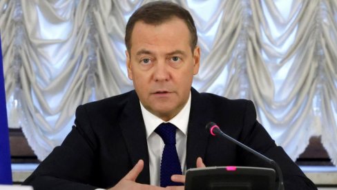 NISU HTELI DA ČUJU STRAHOVE RUSIJE Medvedev: Americi je dat signal još 2008. godine u Gruziji