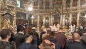 VASKRŠNJA LITURGIJA U NOVOSADSKOM SABORNOM HRAMU: Služio episkop bački Irinej