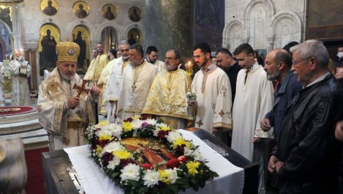 OBELEŽENA SLAVA VASKRŠNJI PONEDELJAK: Vladika braničevski Ignatije služio svečanu liturgiju (FOTO)