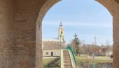 OŽIVELI SOBU IZ 14. VEKA: Konzervacijom glavne kule srednjovekovna tvrđava u Baču postala još atraktivnija za turiste