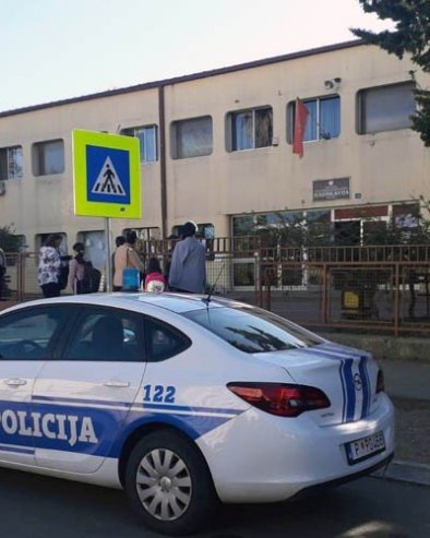 ZBOG ALKOHOLA UHAPŠEN 41 VOZAČ: Na putevima u Crnoj Gori vikend pun saobraćajnih prekršaja