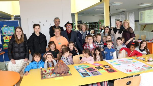 КЊИГА ЈЕ ОГЛЕДАЛО СВЕТА: Представљено дело краљевачког писца Милоја Радовића