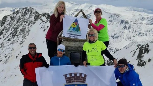 ИЗ БАНАТСКЕ РАВНИЦЕ ДО ВРХА БАЛКАНА: Зрењанински планинари успели да стигну до највише тачке Мусале у Националном парку Рила у Бугарској