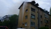 ZBOG POŽARA EVAKUISANO 40 STANARA: U vatrenoj stihiji izgorelo 100 kvadrata, plamen gasilo 11 vatrogasaca (FOTO/VIDEO)