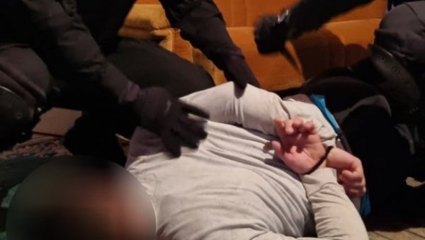 ХАПШЕЊЕ У ЗРЕЊАНИНУ: Полиција код мушкарца (36) пронашла 14 кесица хероина