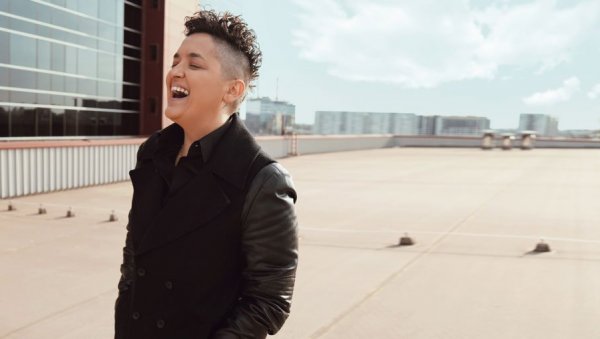 У МУЗИЦИ НЕМА МЕСТА ПОЛИТИЦИ: Марија Шерифовић о Другој страни плоче, Молитви, Констракти, новим песмама...