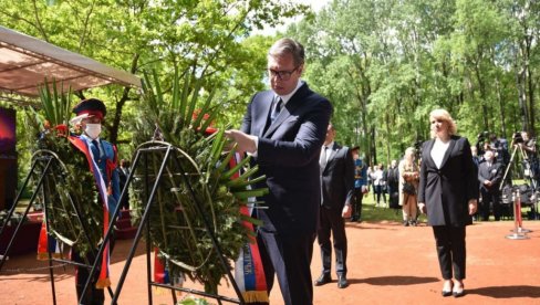 VUČIĆ DANAS U DONJOJ GRADINI: Predsednik na obležavanju Dana sećanja na žrtve zločine genocida u Jasenovcu