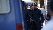 KURTIJEVA POLICIJA PONOVO PRAVI ZULUM: Sa dugim cevima upali u prostorije opštine Gora