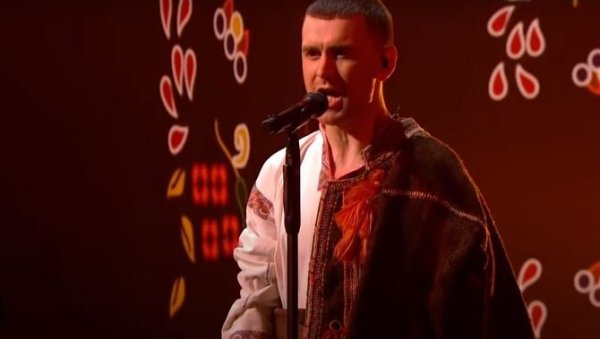 ОН ЈЕ У ВРХУ НА СВИМ КЛАДИОНИЦАМА: О чему говоре речи песме која је убедљиви фаворит на Евровизији (ВИДЕО)