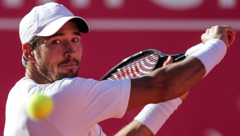 АУТОРИТАТИВНО ЈЕ ОТВОРИО ТУРНИР: Србин има тежи задатак у другом колу